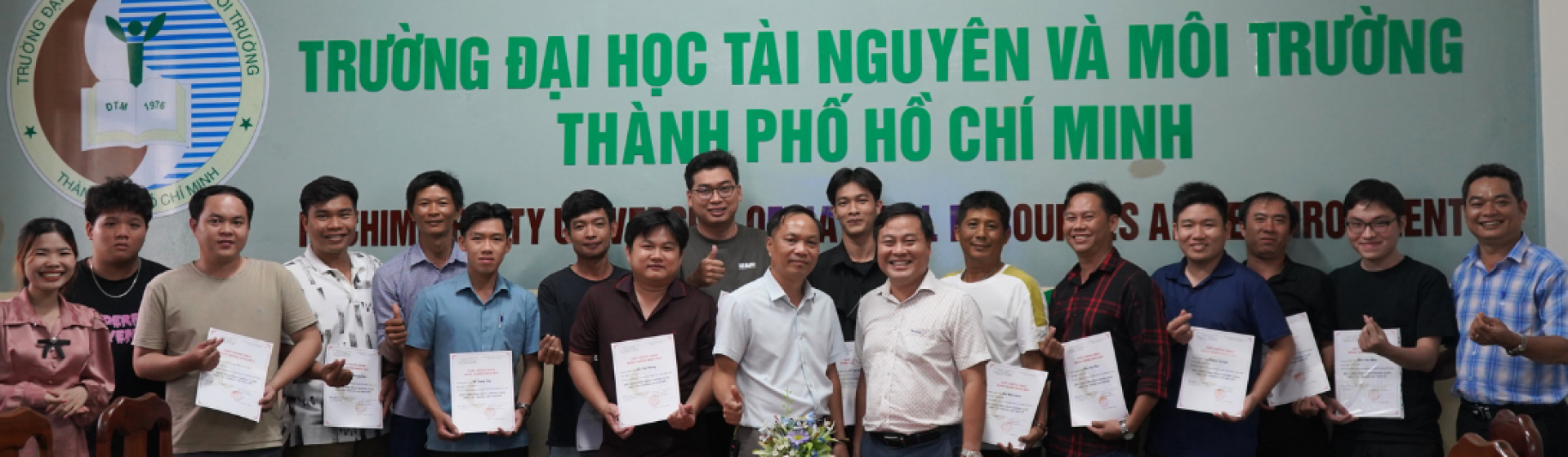 Học viên Lớp bồi dưỡng kiến thức bay chụp ảnh hàng không (UAV) phục vụ thành lập bản đồ