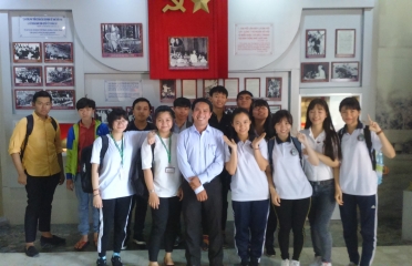 HÌNH ẢNH SINH VIÊN LỚP 06ĐH_CNTT1+2 THAM QUAN HỌC TẬP MÔN TƯ TƯỞNG HCM HKII (2017-2018) TẠI BẢO TÀNG HỒ CHÍ MINH 