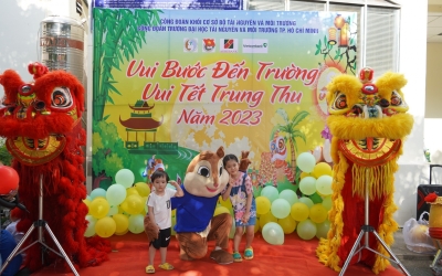 Chương trình "Vui Bước Đến Trường, Vui Tết Trung Thu"