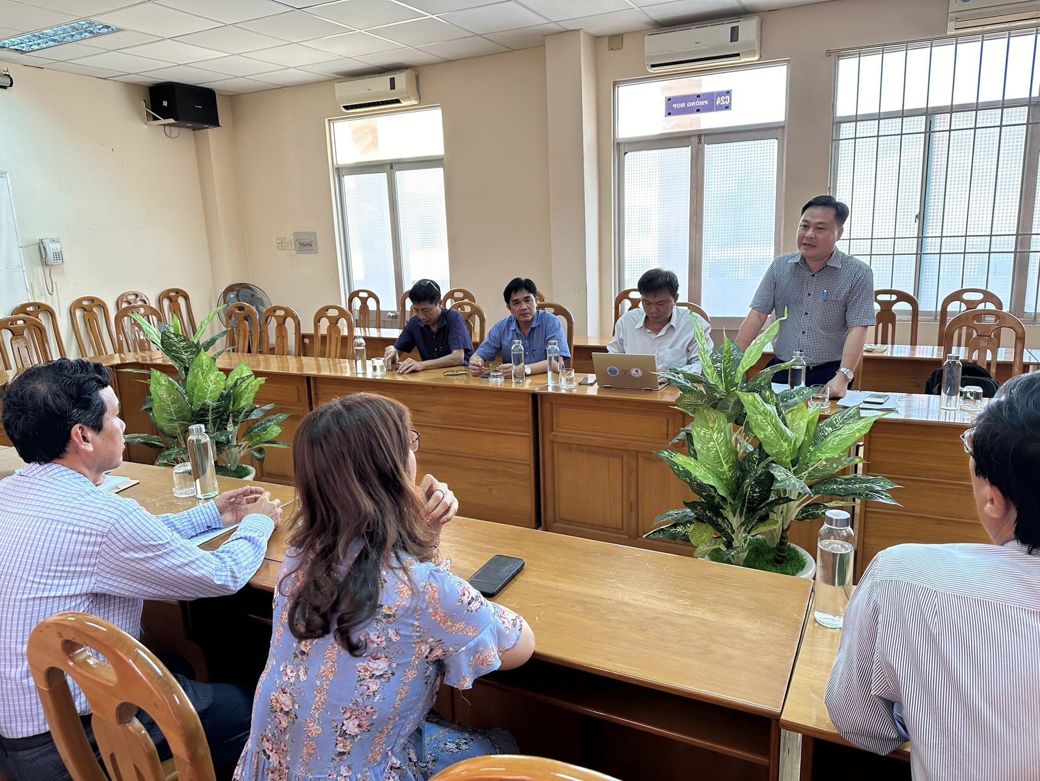 Trường ĐH Tài nguyên và Môi trường Tp. HCM